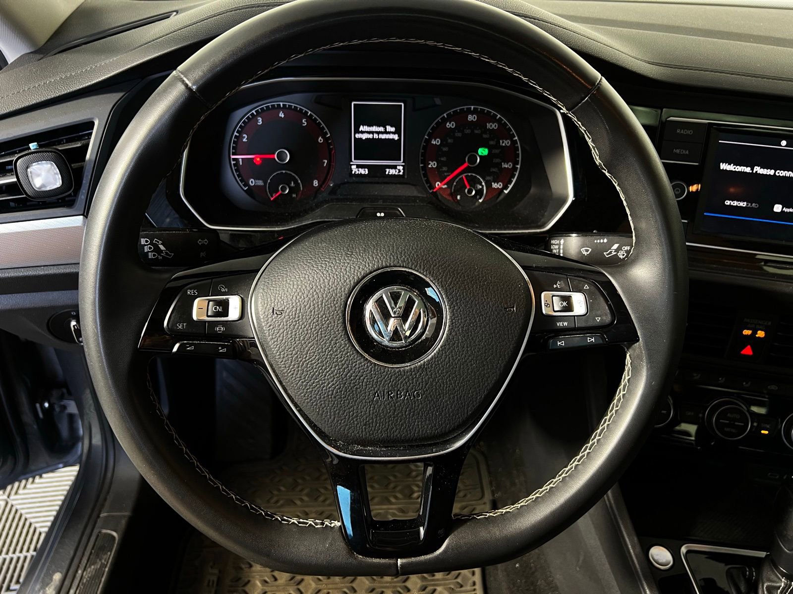 Used 2021 Volkswagen Jetta SE w/ SE Cold Weather Package image 9