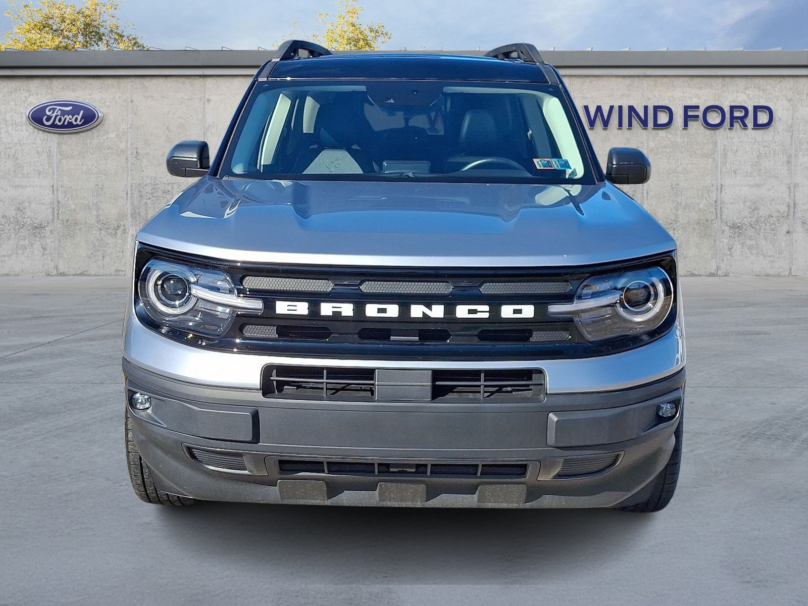 Used 2022 Ford Bronco Sport Outer Banks w/ Tech Package AWD/4WD image 2