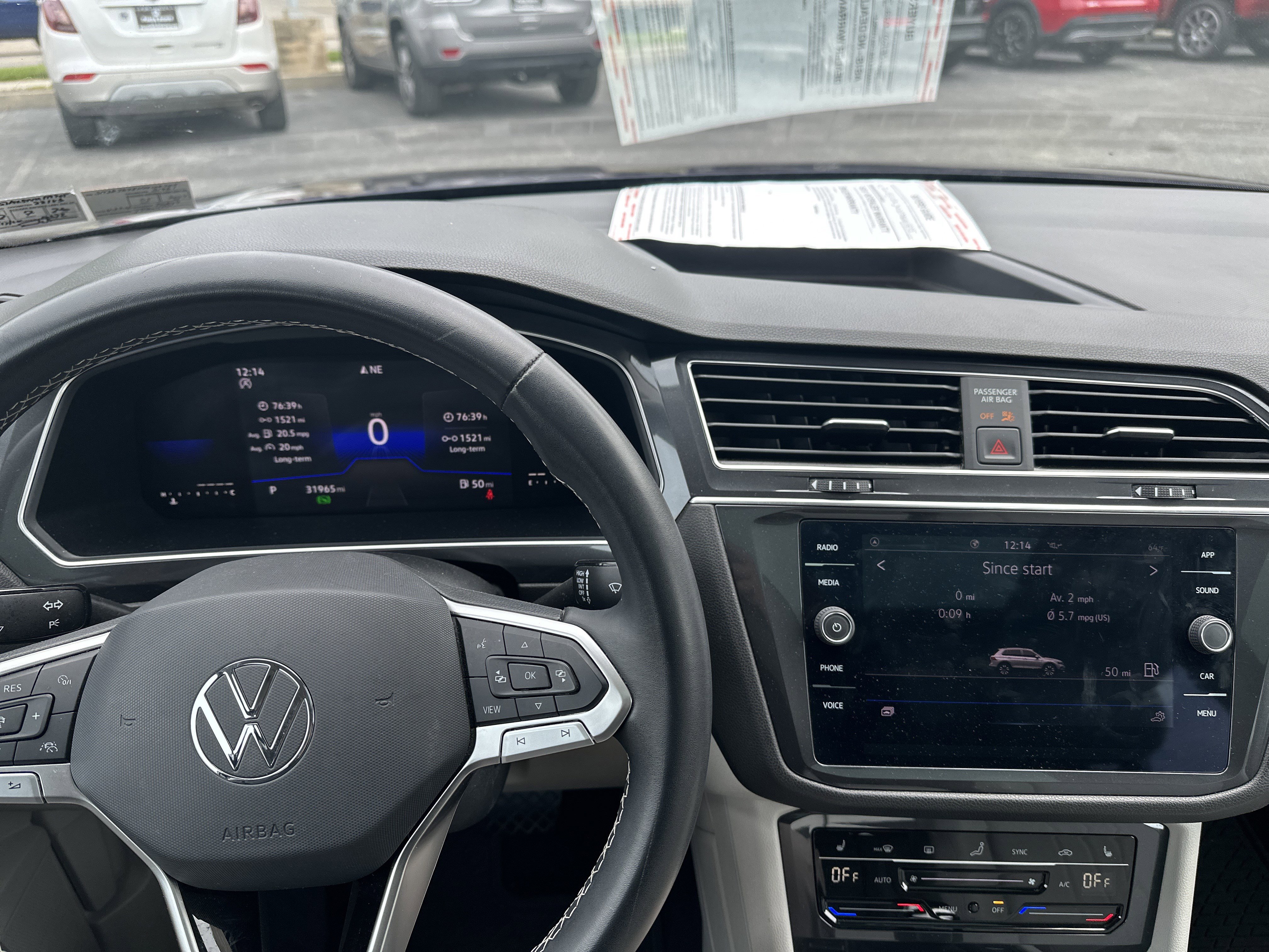 Used 2022 Volkswagen Tiguan SE FWD image 12