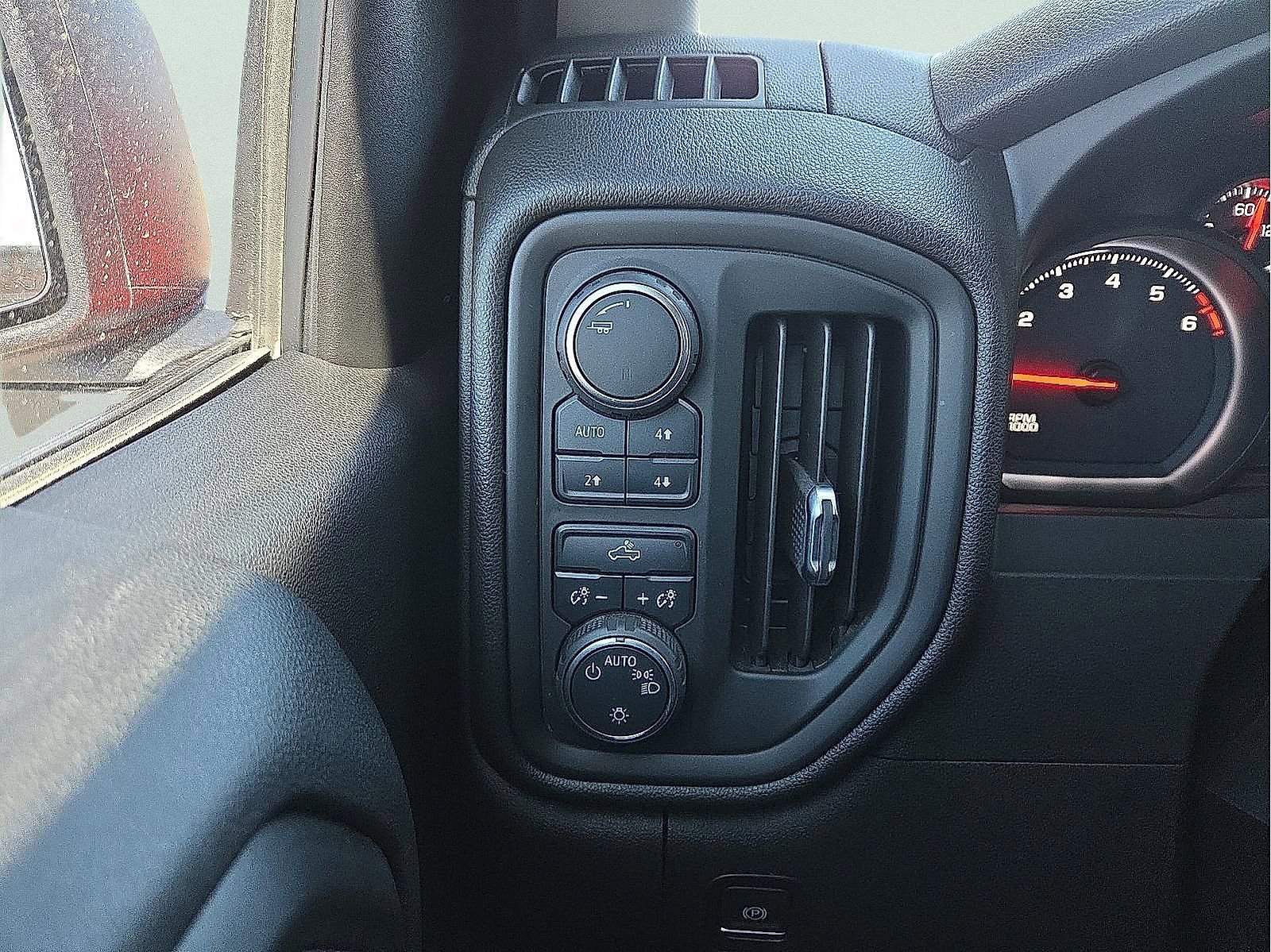 Used 2020 Chevrolet Silverado 1500 Custom Trail Boss w/ Custom Convenience Package image 20