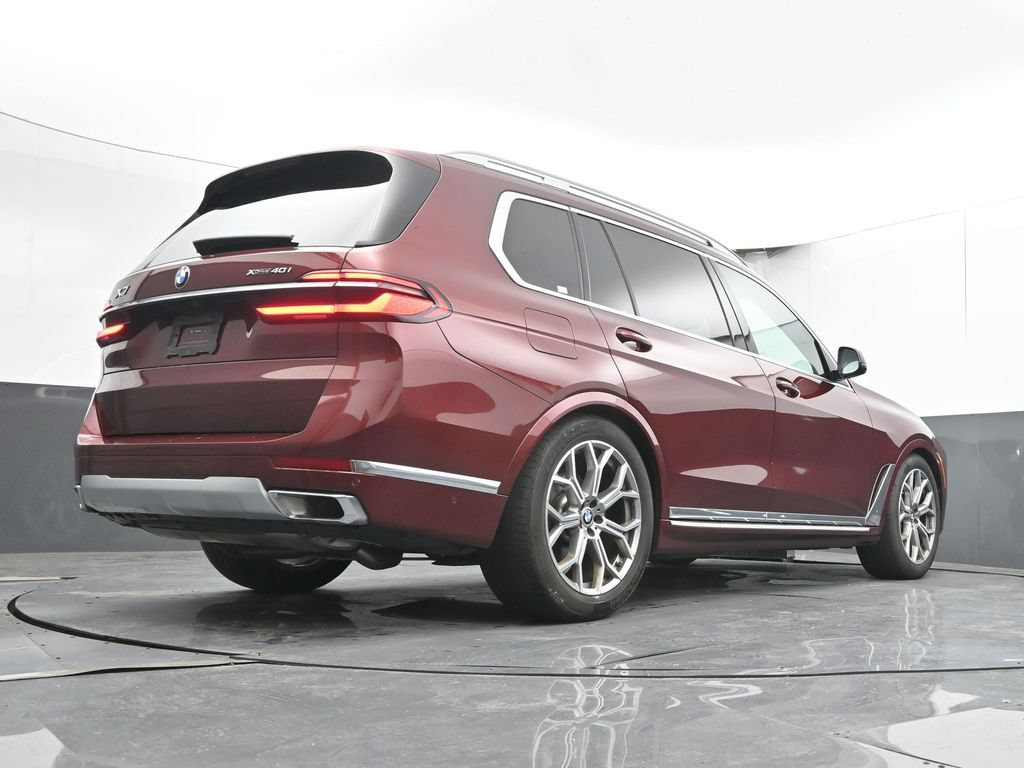Used 2025 BMW X7 xDrive40i AWD/4WD image 24