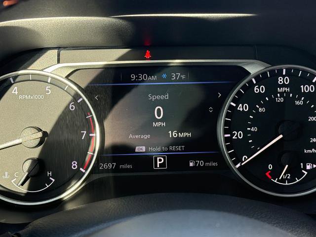 Certified 2025 Nissan Sentra SR w/ Midnight Edition image 29