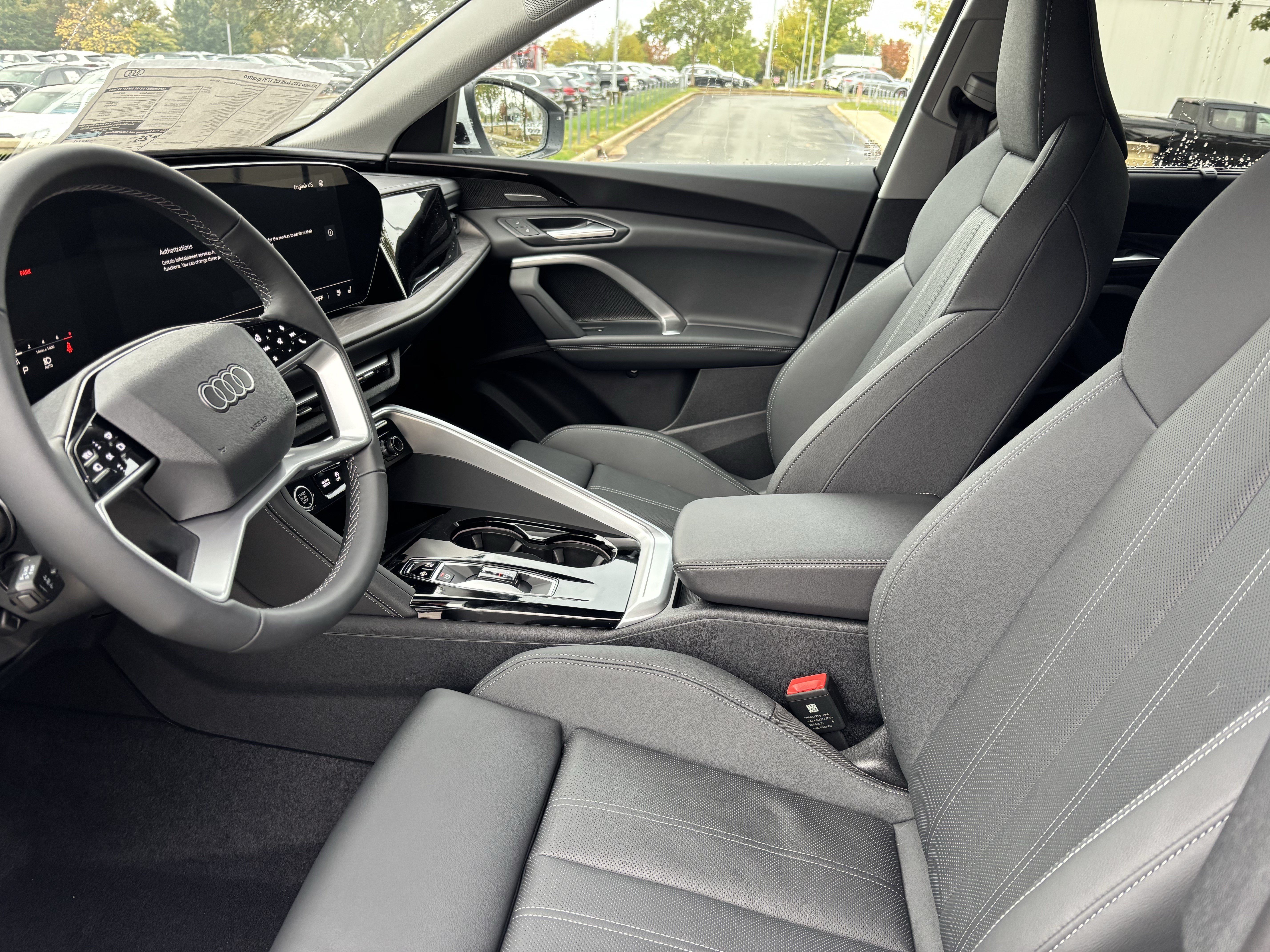 Used 2025 Audi Q5 Premium AWD/4WD image 16