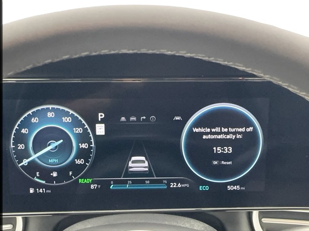 Used 2025 Hyundai Elantra Limited FWD image 23