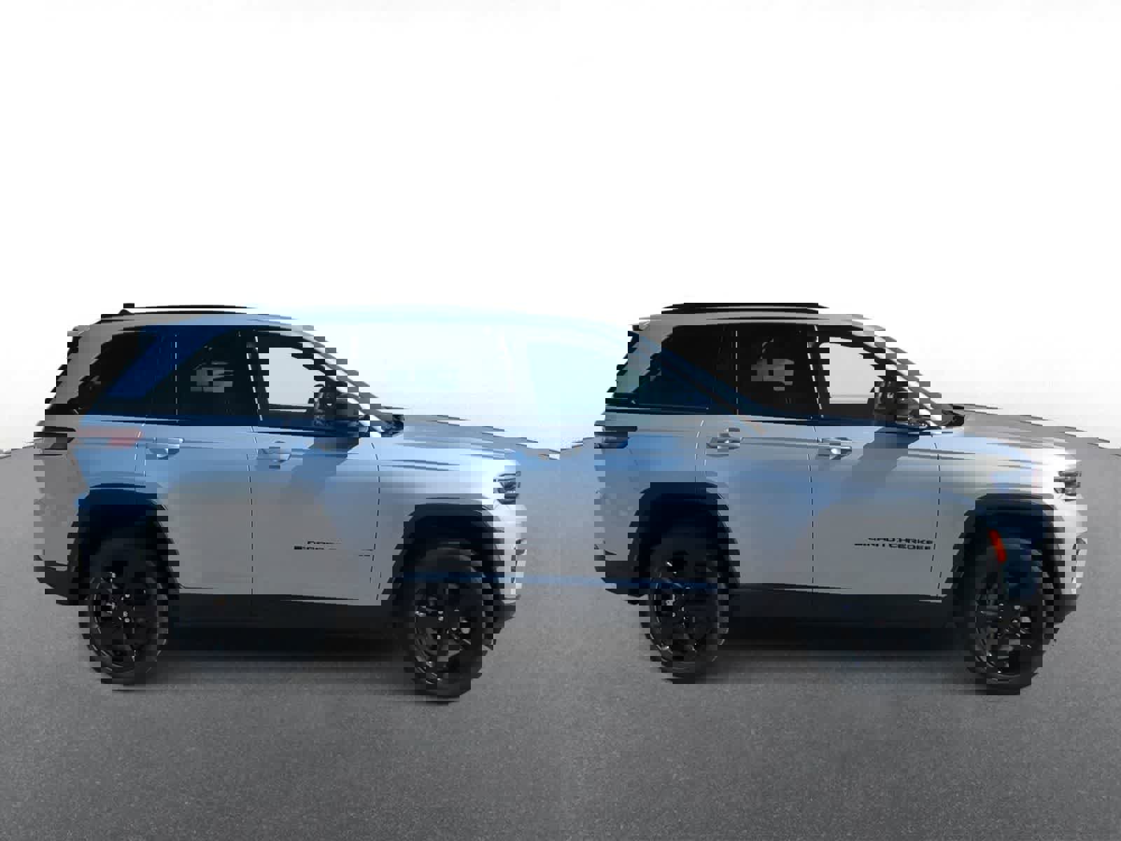 Used 2023 Jeep Grand Cherokee Altitude image 9