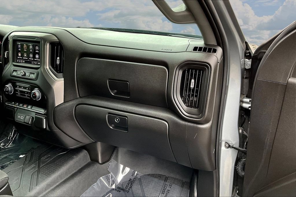 Used 2026 Chevrolet Silverado 1500 Custom AWD/4WD image 29