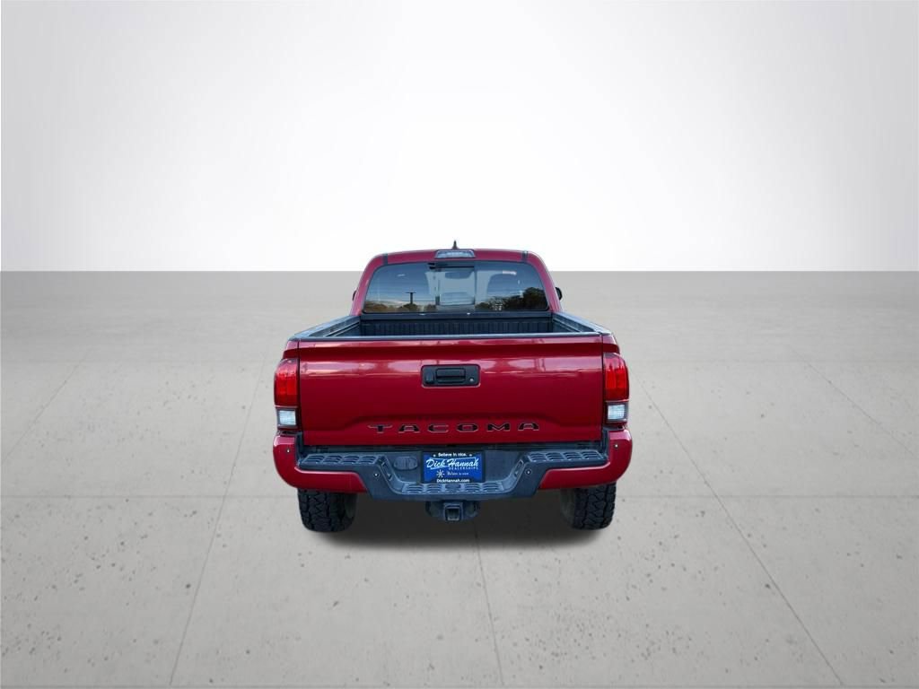 Used 2019 Toyota Tacoma TRD Off-Road w/ Technology Package image 7