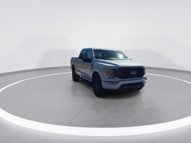 Used 2022 Ford F150 XLT w/ Equipment Group 302A High AWD/4WD image 2