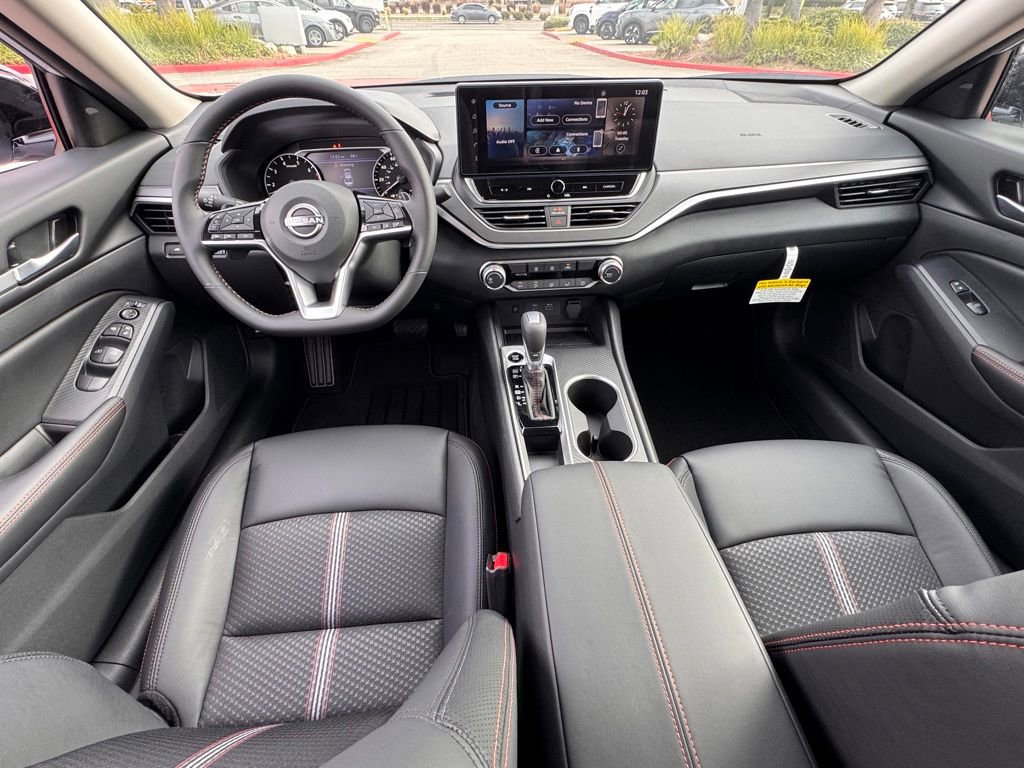 New 2026 Nissan Altima 2.5 SR FWD image 11