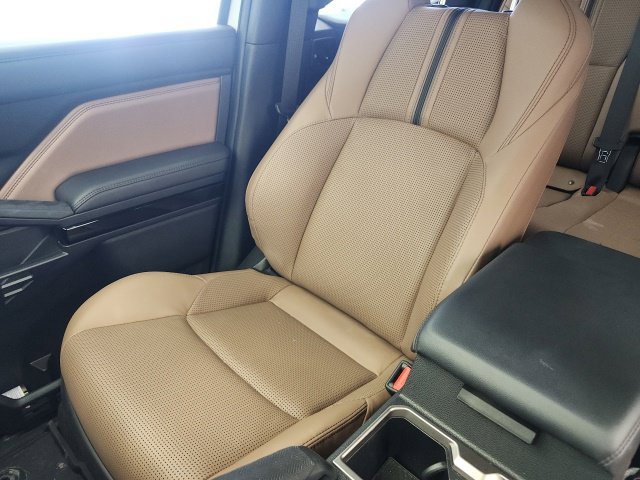 Certified 2025 Toyota 4Runner Limited AWD/4WD image 17