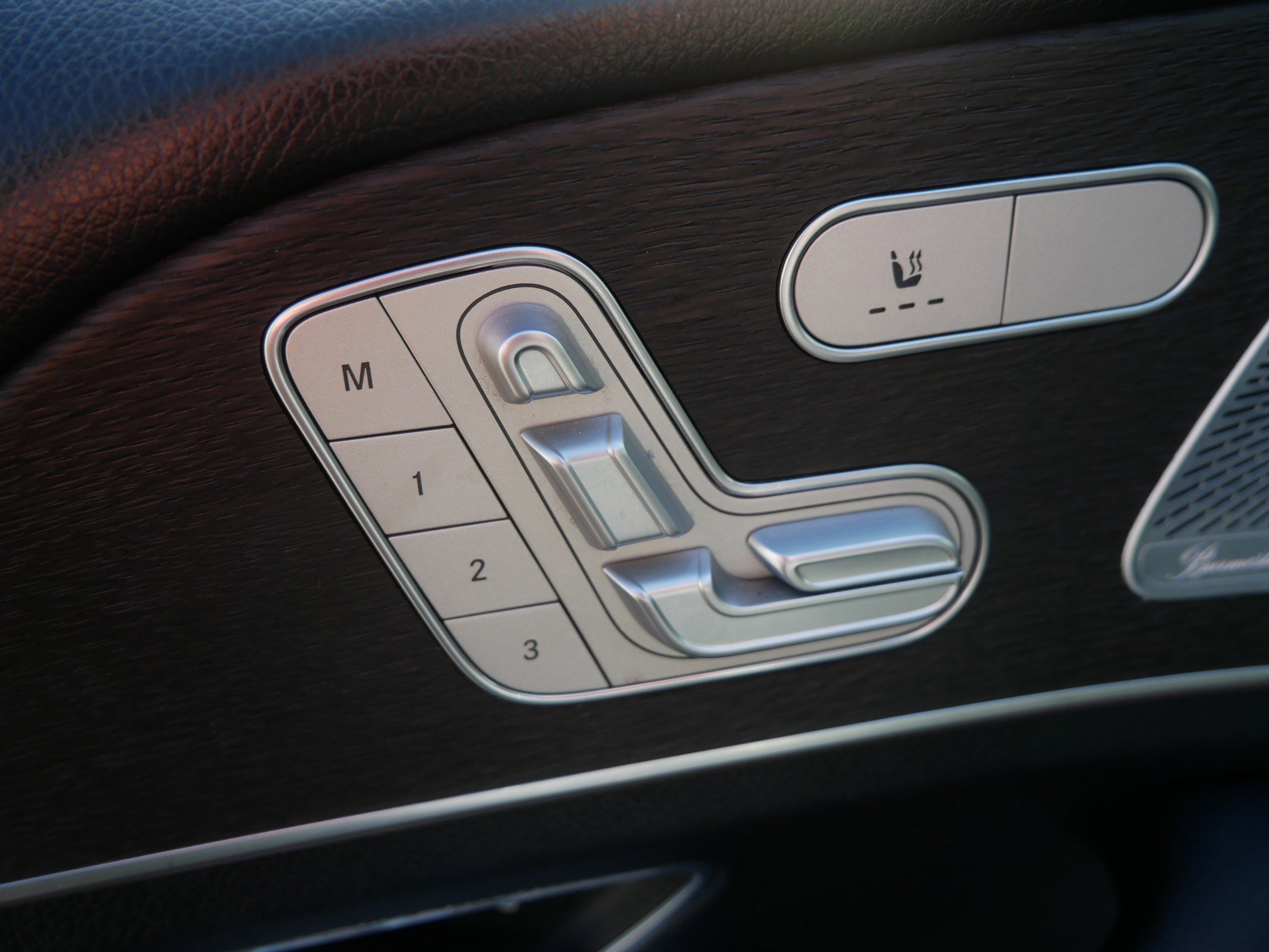 Used 2020 Mercedes-Benz GLE 350 4MATIC image 23