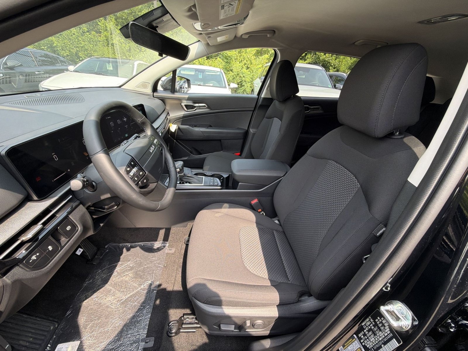New 2026 Kia Sportage LX w/ LX Convenience Package AWD/4WD image 24