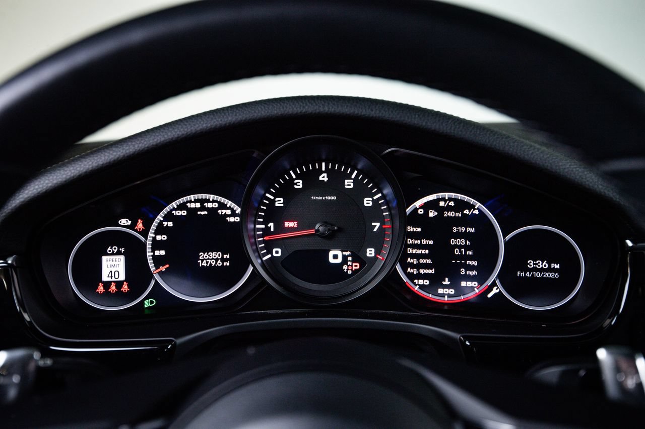 Certified 2023 Porsche Panamera image 15