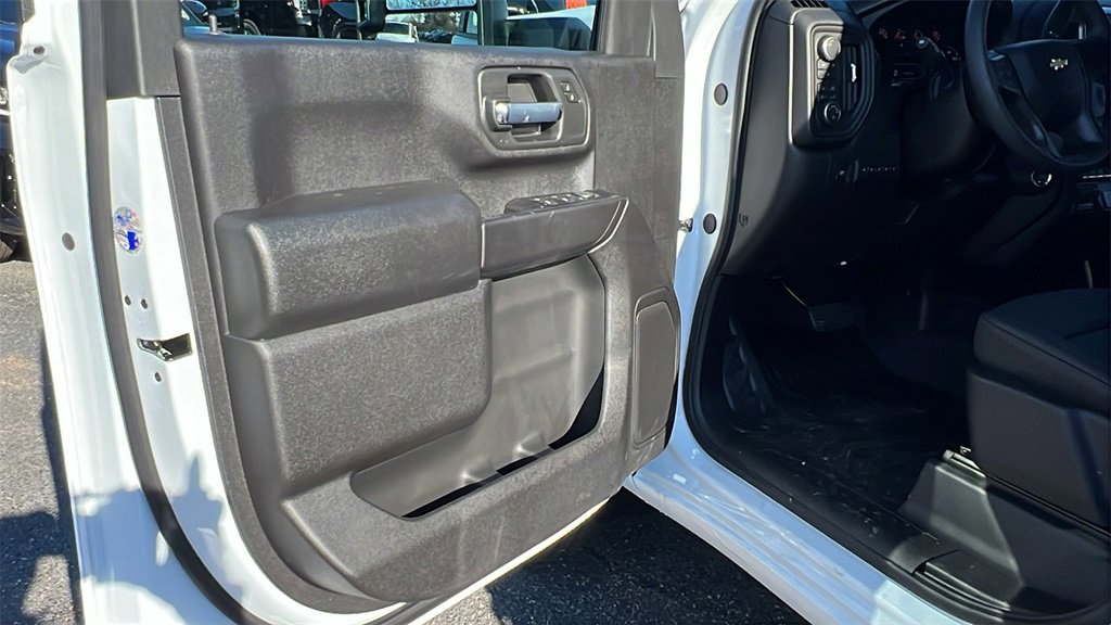 New 2026 Chevrolet Silverado 3500 W/T image 11