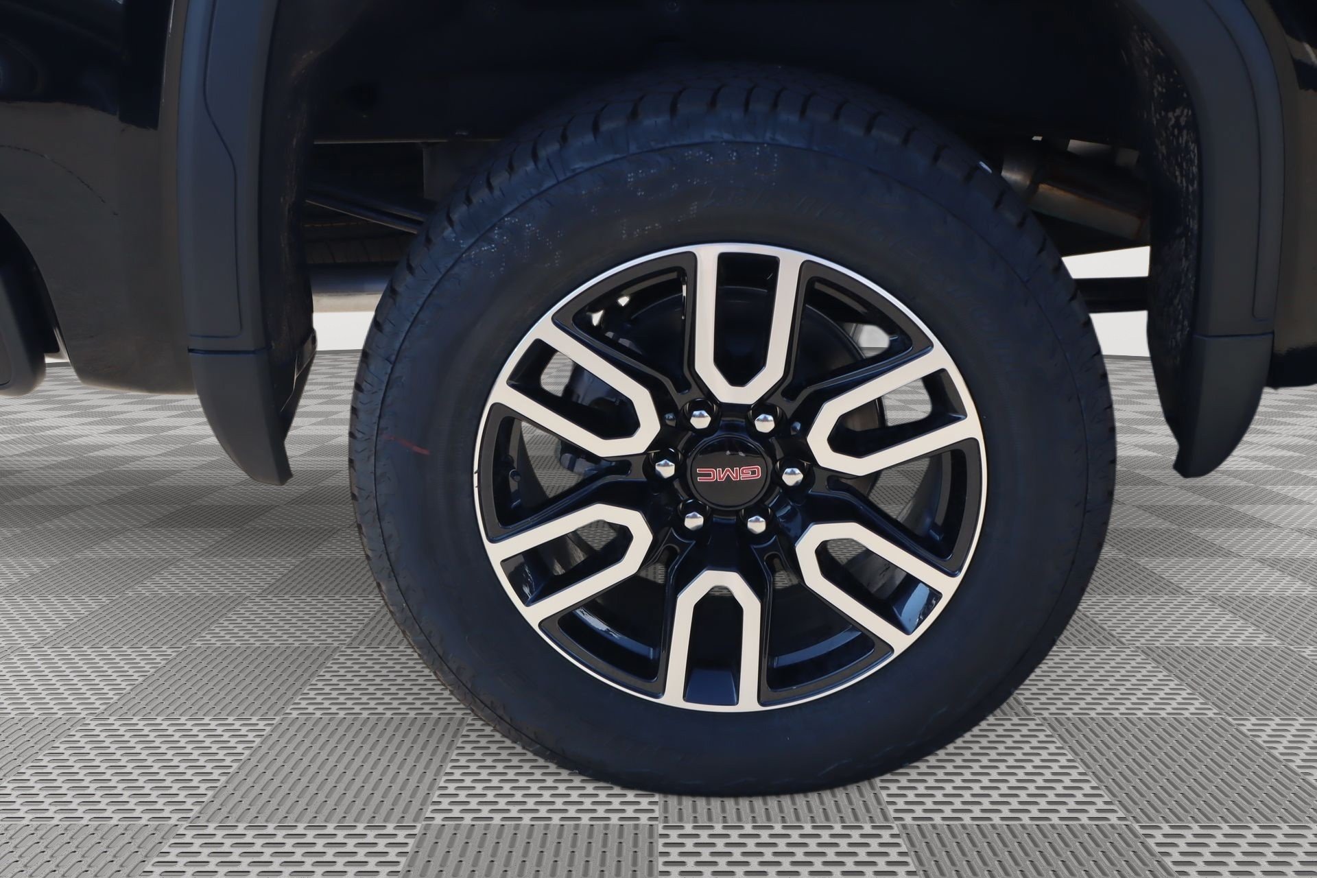 New 2026 GMC Sierra 1500 AT4 w/ AT4 Premium Package AWD/4WD image 19