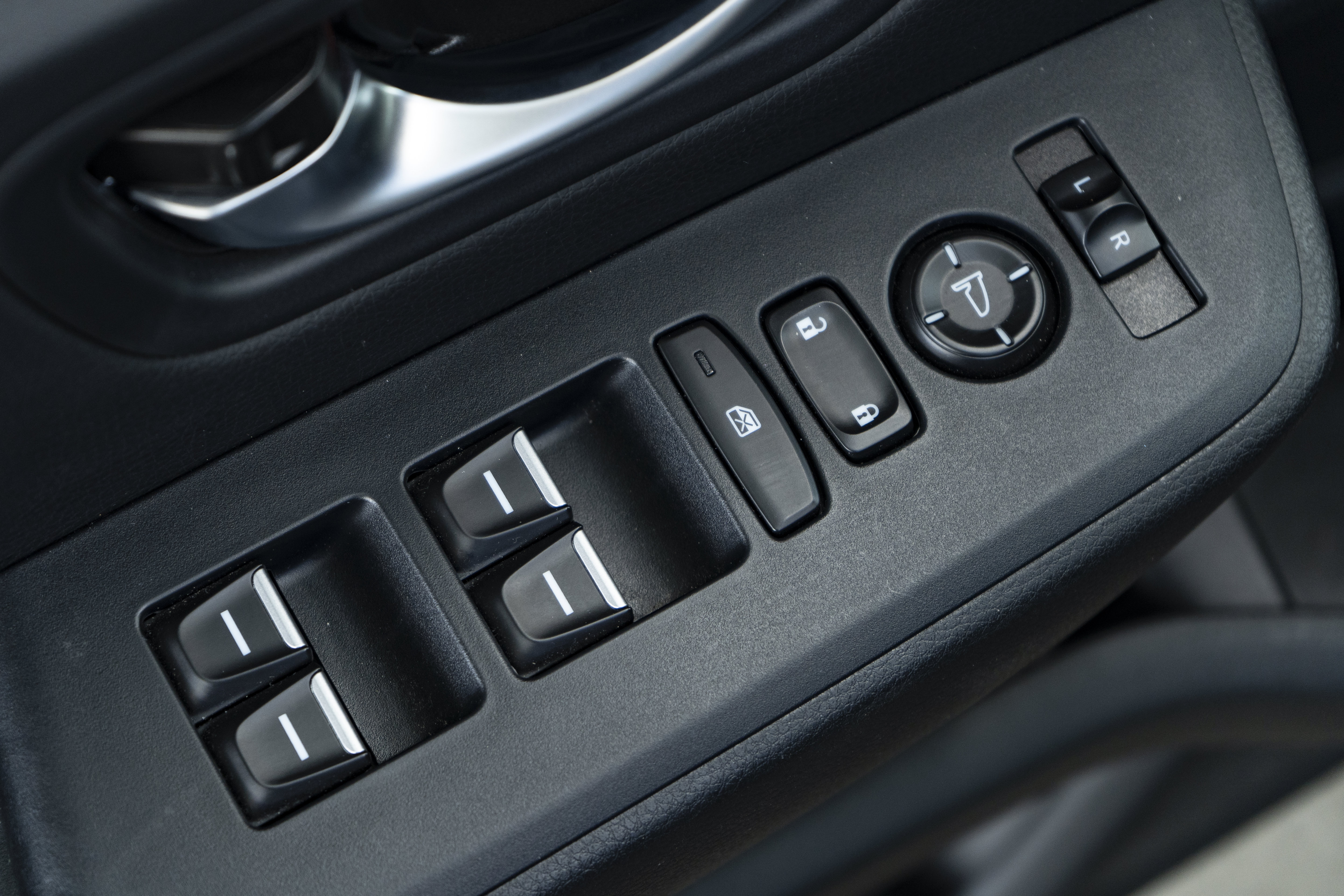 Certified 2025 Honda Pilot EX-L image 37