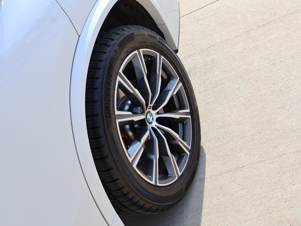 Used 2023 BMW X5 xDrive40i w/ M Sport Package AWD/4WD image 42