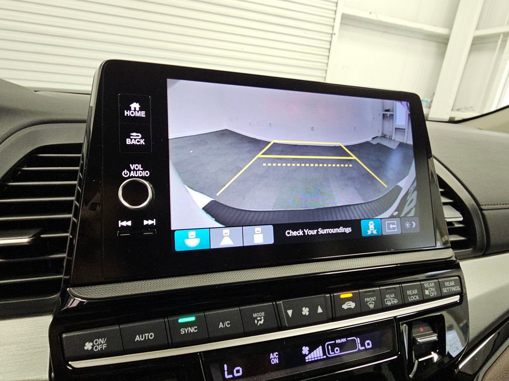 New 2026 Honda Odyssey Touring image 19