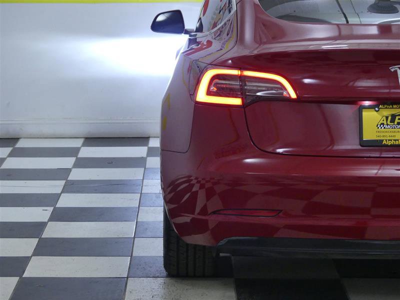 Used 2019 Tesla Model 3 Standard Range Plus image 26