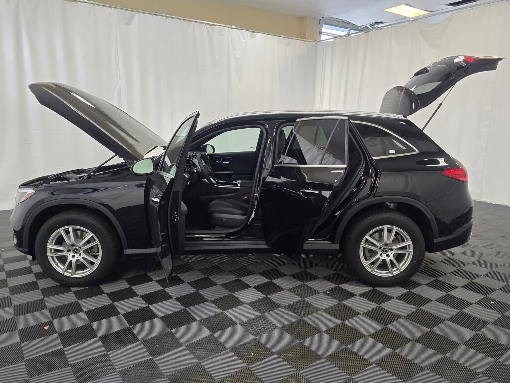 New 2026 Mercedes-Benz GLC 300 4MATIC image 12