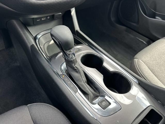 Used 2024 Chevrolet Malibu LT image 22