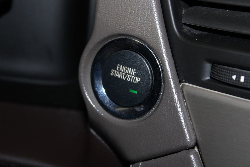 Used 2016 GMC Yukon Denali w/ Open Road Package image 49