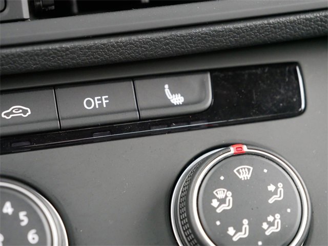 Certified 2024 Volkswagen Jetta Sport image 31