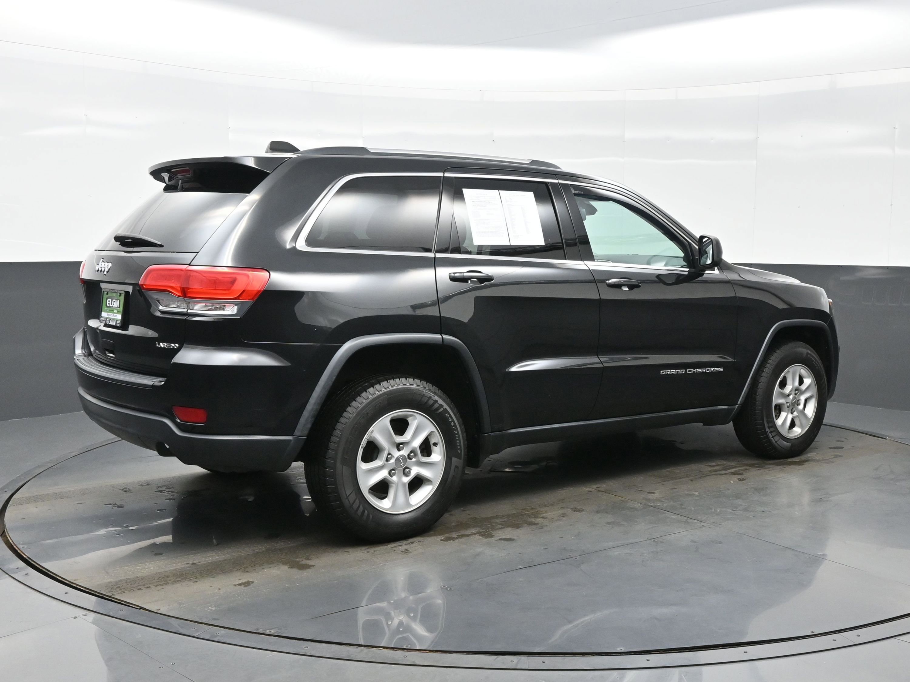 Used 2015 Jeep Grand Cherokee Laredo w/ Quick Order Package 23E image 6