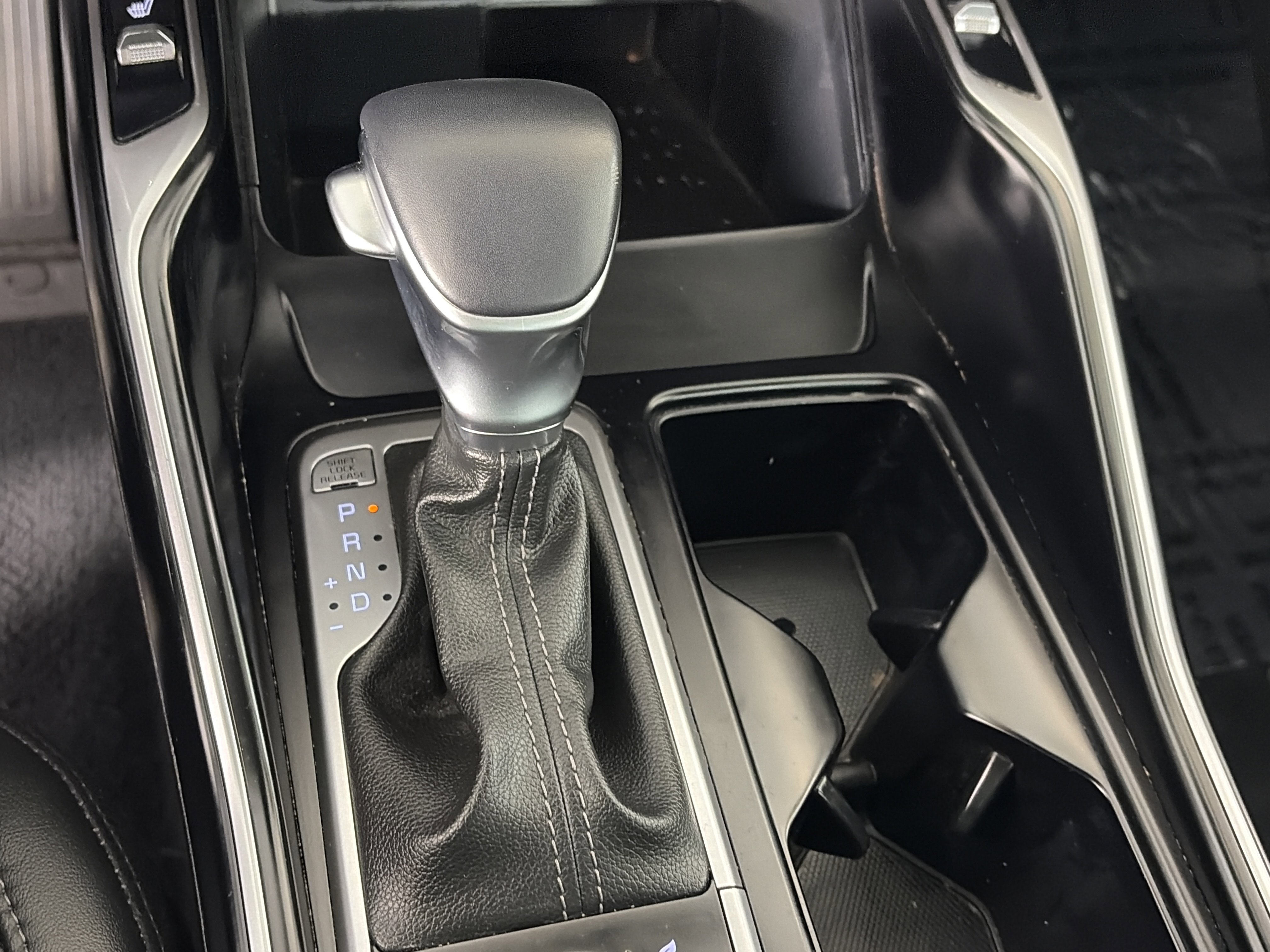 Certified 2023 Kia Sorento S w/ Panoramic Sunroof Package image 27