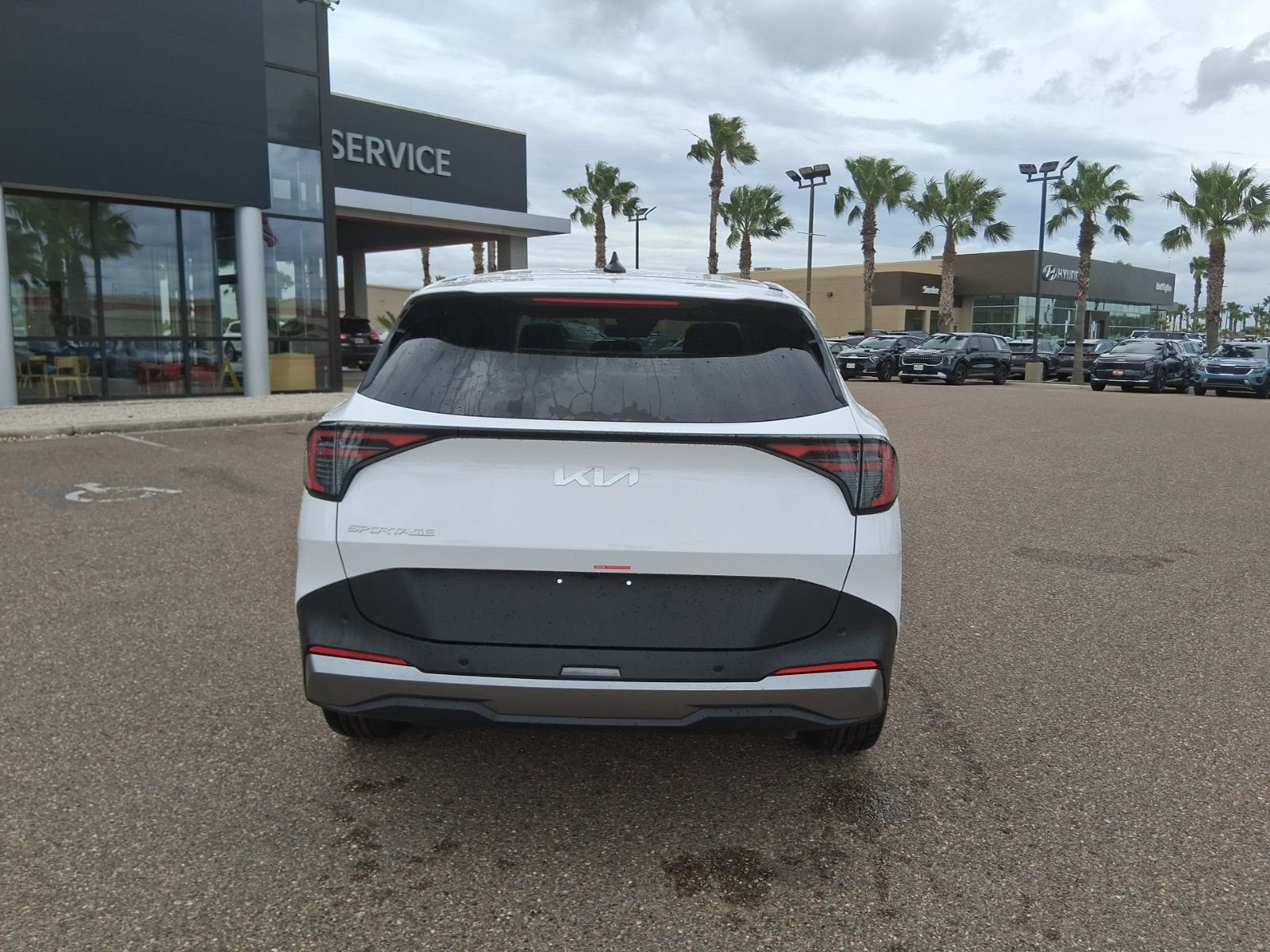New 2026 Kia Sportage LX w/ LX Convenience Package FWD image 5