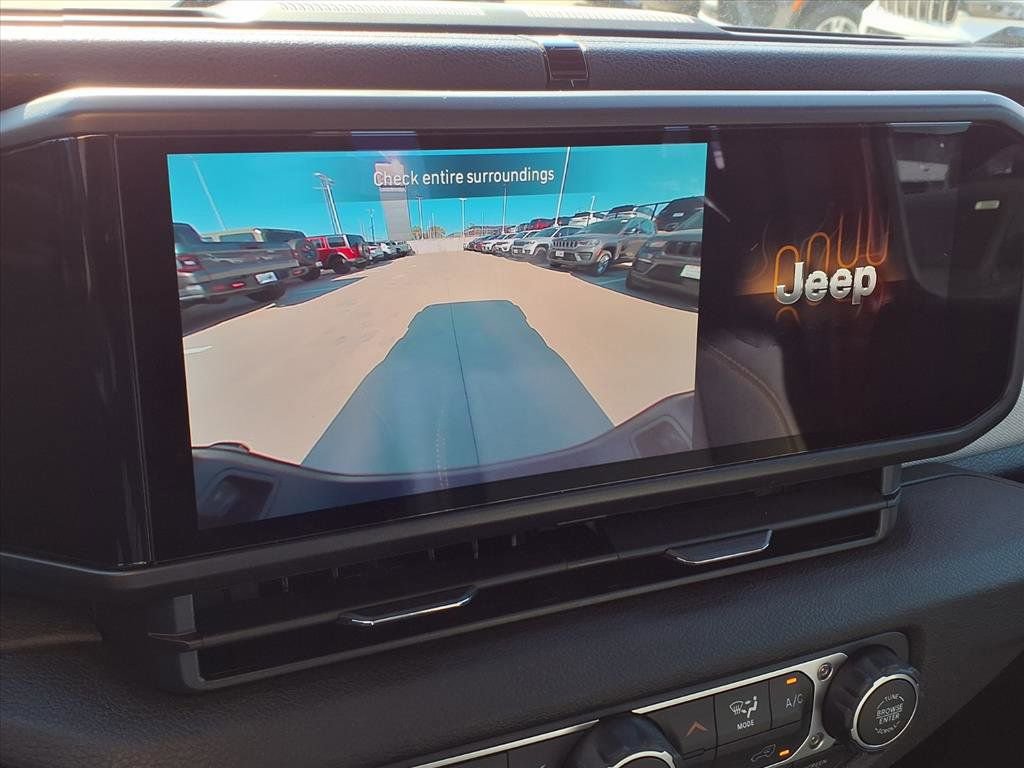 New 2026 Jeep Gladiator Sport image 8