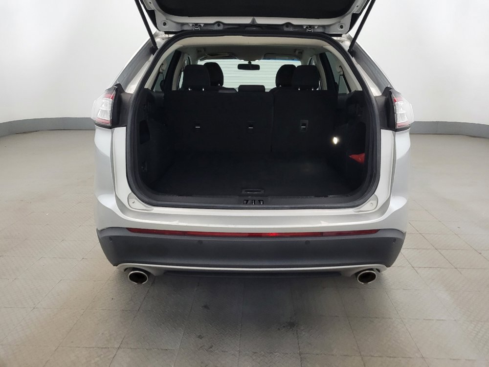 Used 2018 Ford Edge SEL AWD/4WD image 29