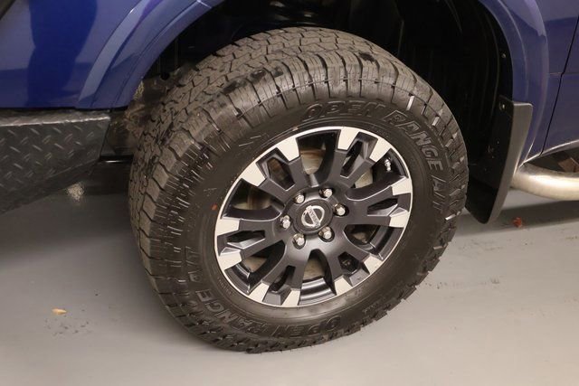 Used 2018 Nissan Titan PRO-4X image 5