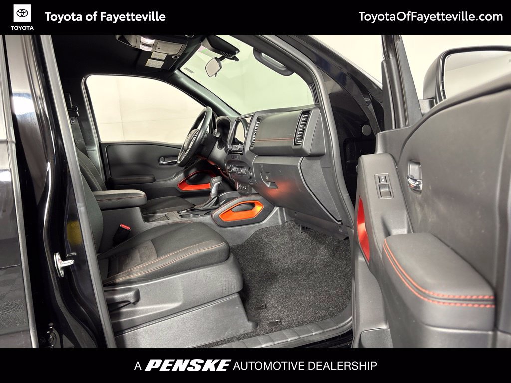 Used 2022 Nissan Frontier PRO-4X AWD/4WD image 5