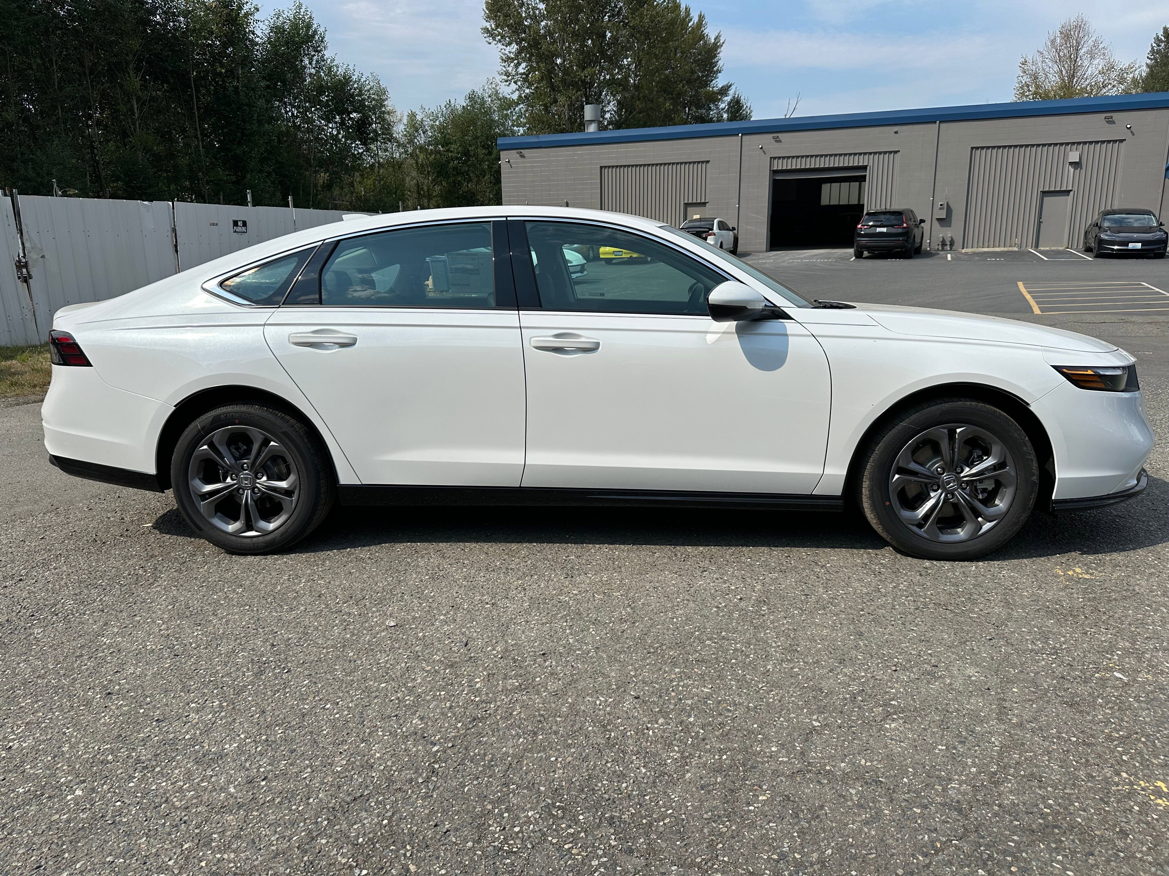 New 2025 Honda Accord EX-L image 8