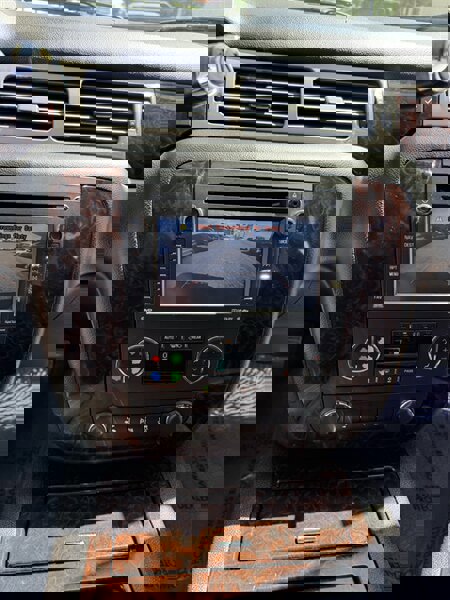 Used 2014 GMC Yukon XL Denali image 15