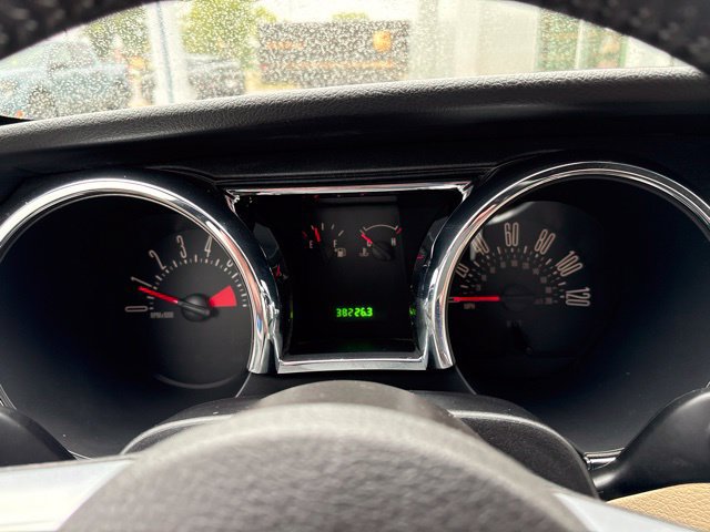 Used 2006 Ford Mustang Premium RWD image 13