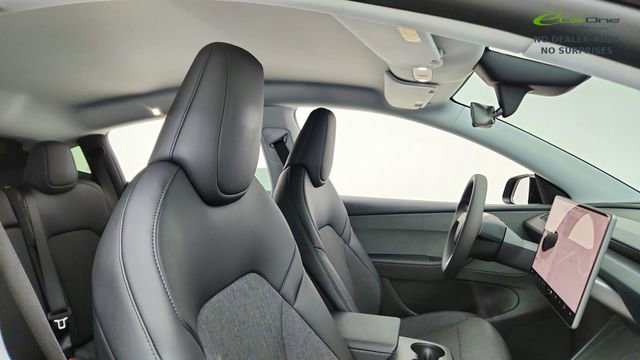 Used 2026 Tesla Model Y 2WD image 19