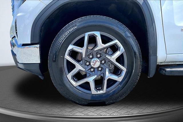 Used 2024 GMC Sierra 1500 SLT w/ SLT Premium Plus Package AWD/4WD image 33