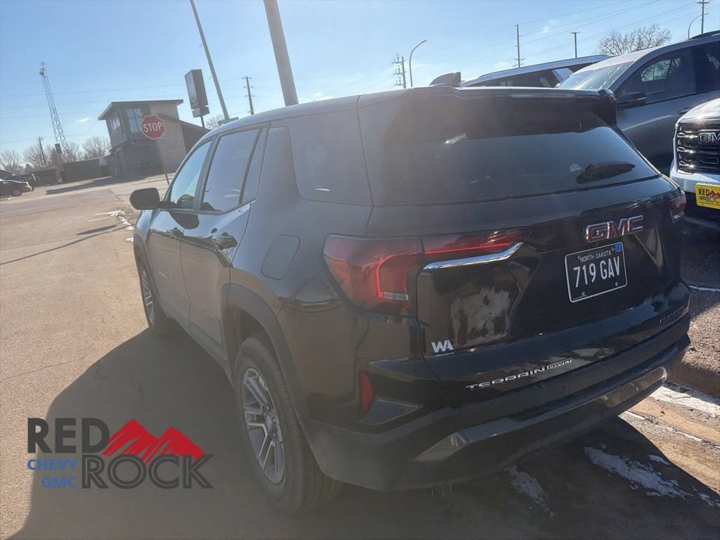 Used 2025 GMC Terrain Elevation AWD/4WD image 13