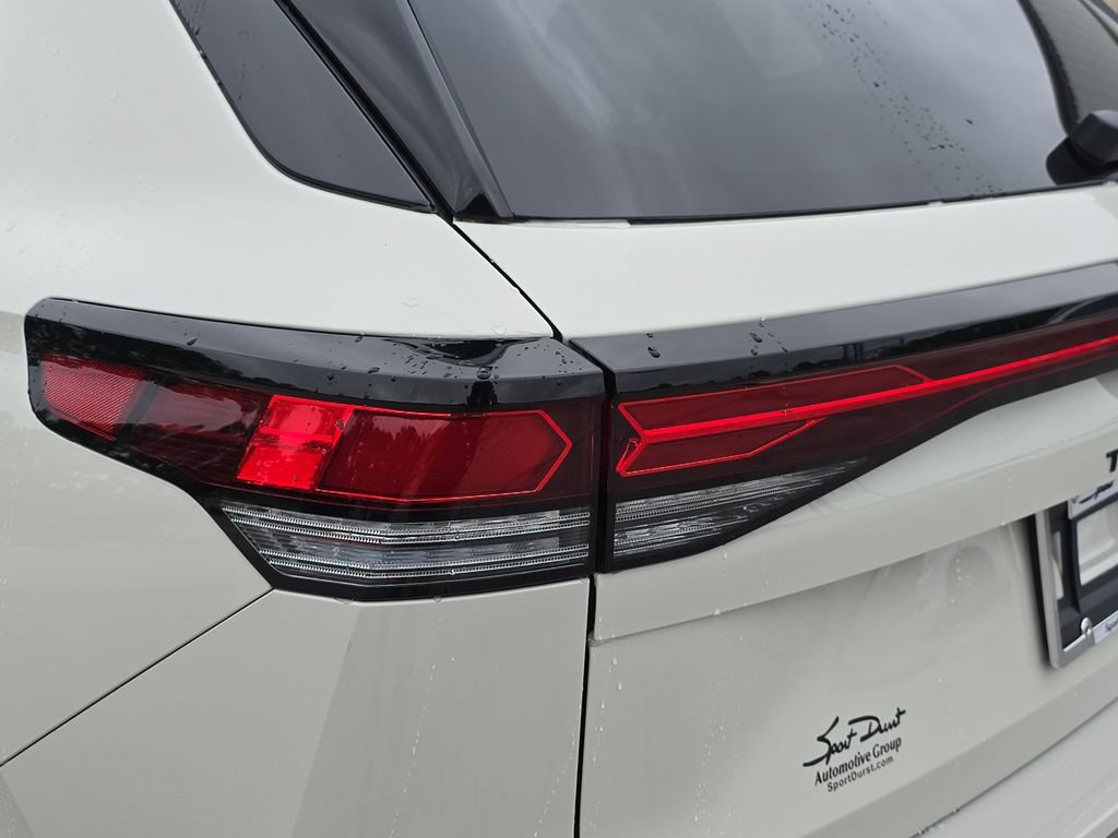 New 2026 Volkswagen Tiguan SE R-Line AWD/4WD image 30