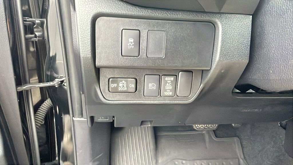 Certified 2021 Toyota Tacoma TRD Off-Road w/ Technology Package AWD/4WD image 26