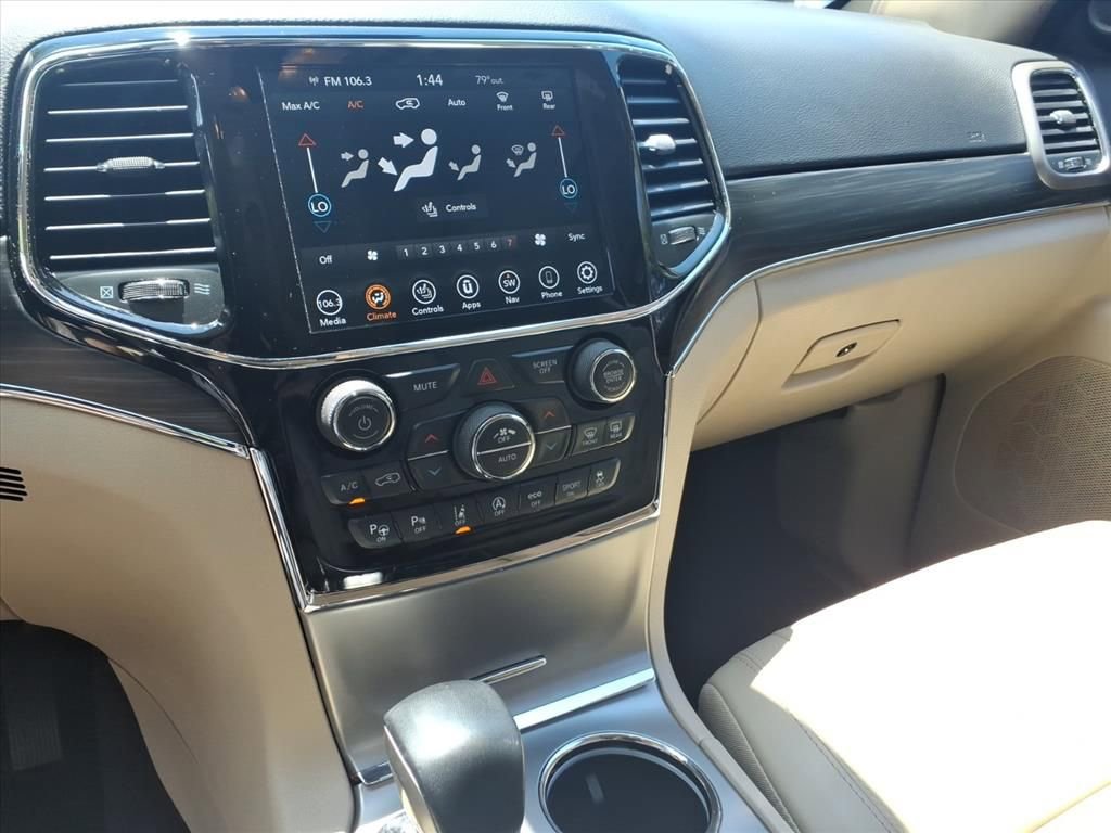 Used 2021 Jeep Grand Cherokee Limited AWD/4WD image 26
