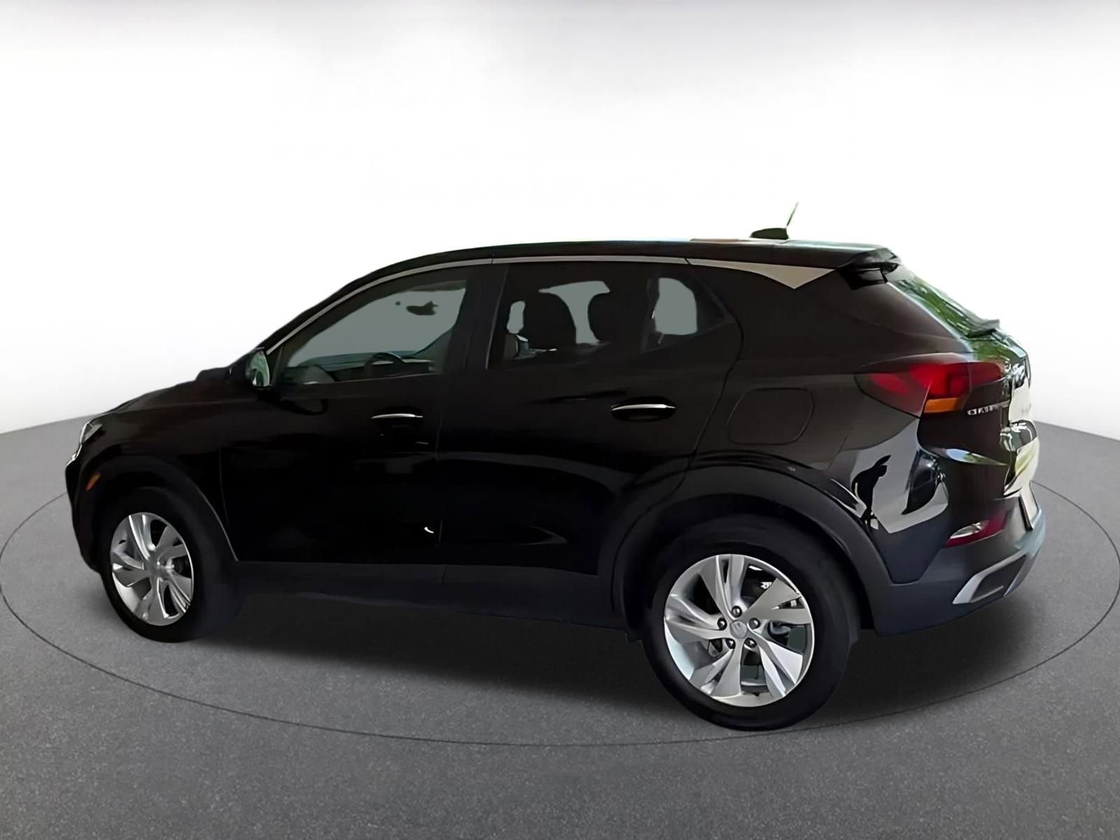 Used 2025 Buick Encore GX Preferred FWD image 9