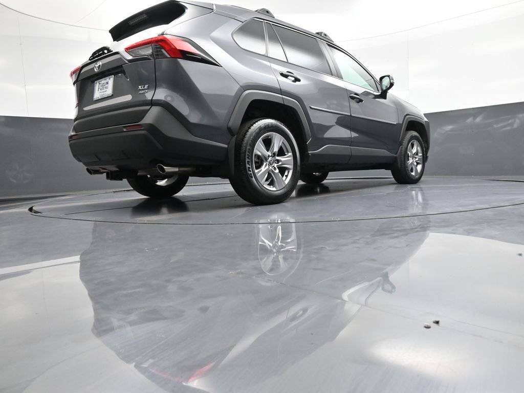 Used 2023 Toyota RAV4 XLE AWD/4WD image 28