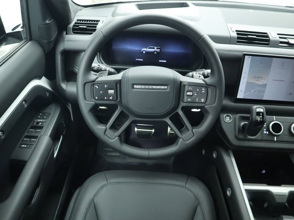 New 2025 Land Rover Defender 130 V8 image 10