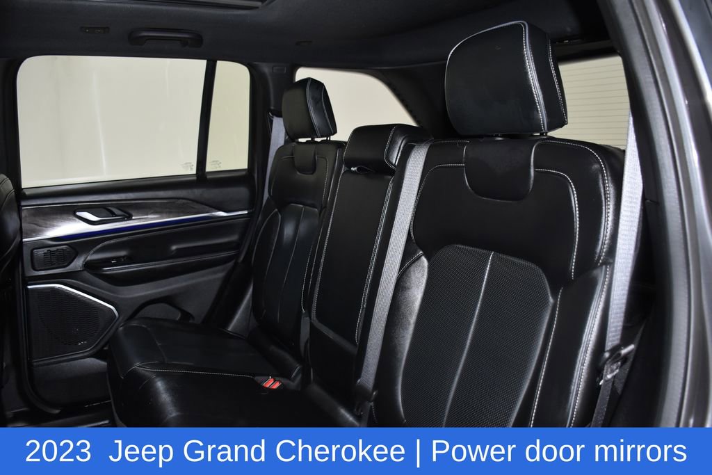 Used 2023 Jeep Grand Cherokee Overland image 28
