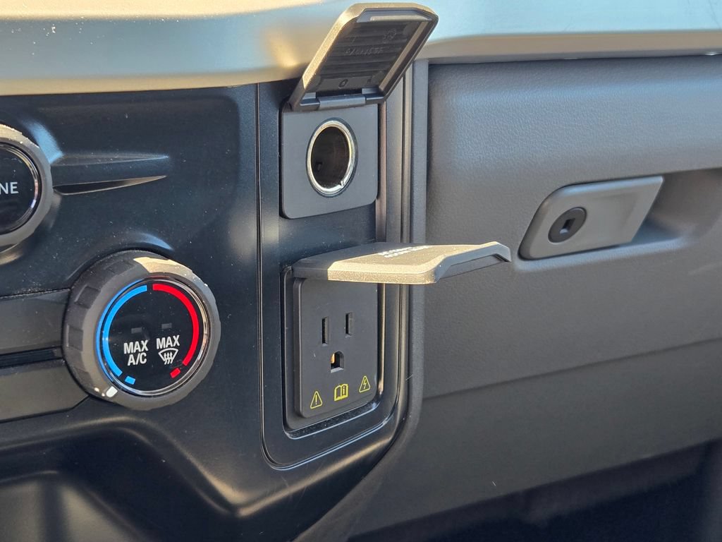 Used 2025 Ford F250 XLT AWD/4WD image 34