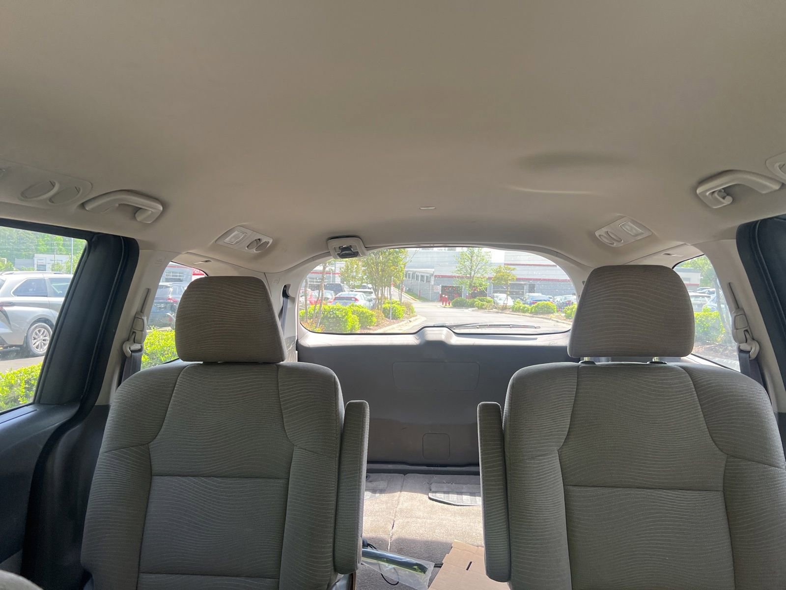 Used 2012 Honda Odyssey LX image 7