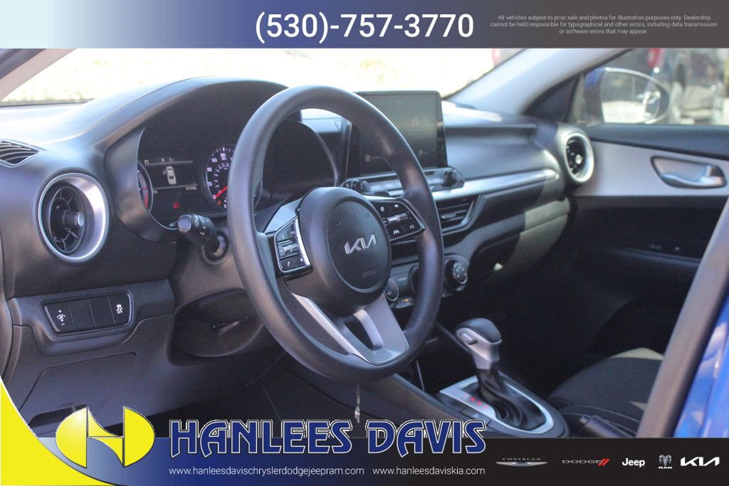 Used 2023 Kia Forte LXS image 11